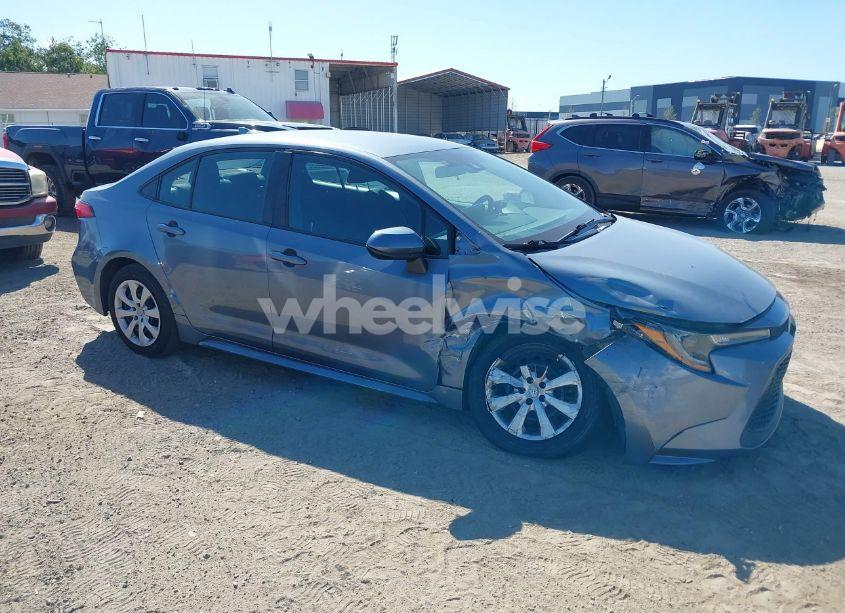 2021 Toyota Corolla LE (VIN 5YFEPMAE4MP148487) main photo
