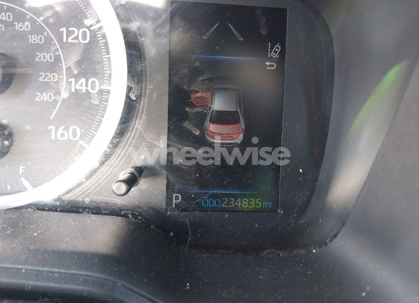 Photo 15 of 2021 Toyota Corolla LE (VIN 5YFEPMAE4MP148487)