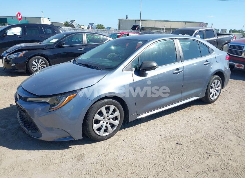 Photo 2 of 2021 Toyota Corolla LE (VIN 5YFEPMAE4MP148487)
