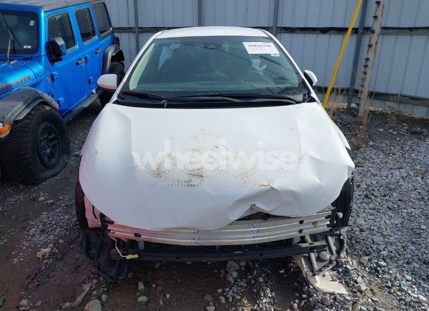 Photo 6 of 2021 Toyota Corolla LE (VIN 5YFEPMAE4MP154497)