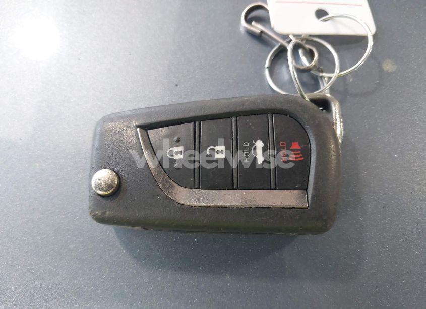 Photo 11 of 2021 Toyota Corolla LE (VIN 5YFEPMAE4MP159943)