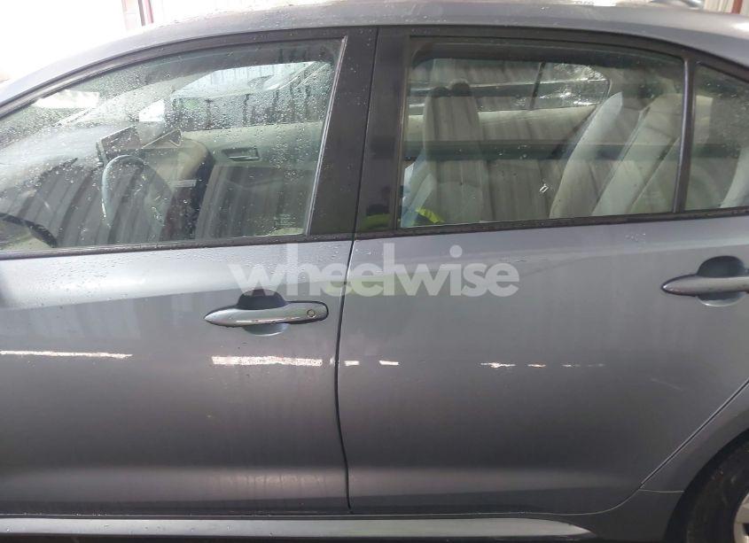 Photo 14 of 2021 Toyota Corolla LE (VIN 5YFEPMAE4MP159943)