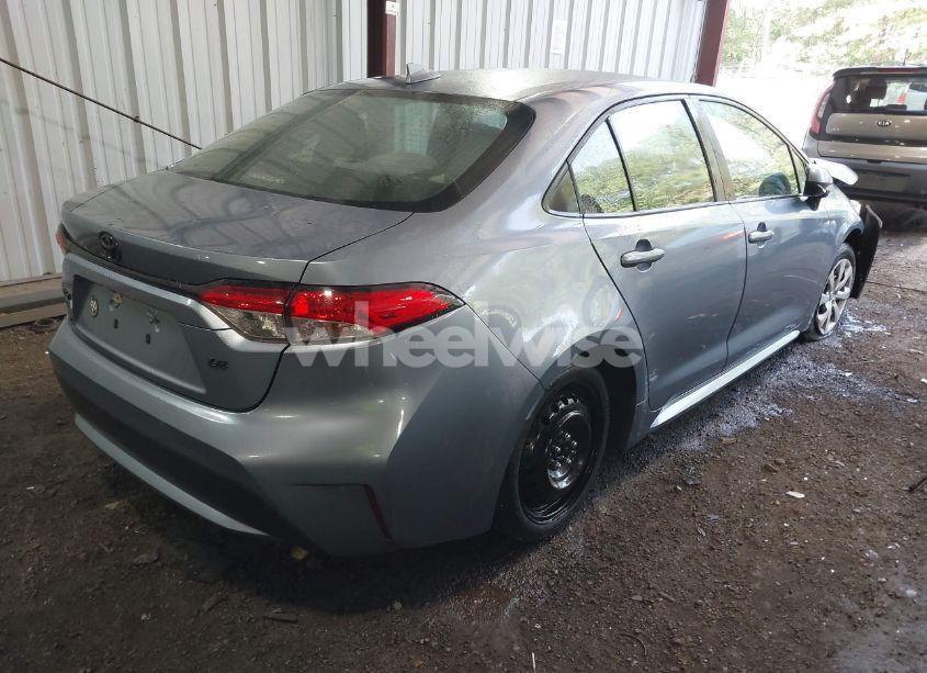 Photo 4 of 2021 Toyota Corolla LE (VIN 5YFEPMAE4MP159943)