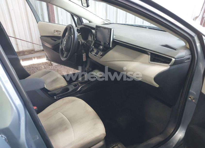 Photo 5 of 2021 Toyota Corolla LE (VIN 5YFEPMAE4MP159943)