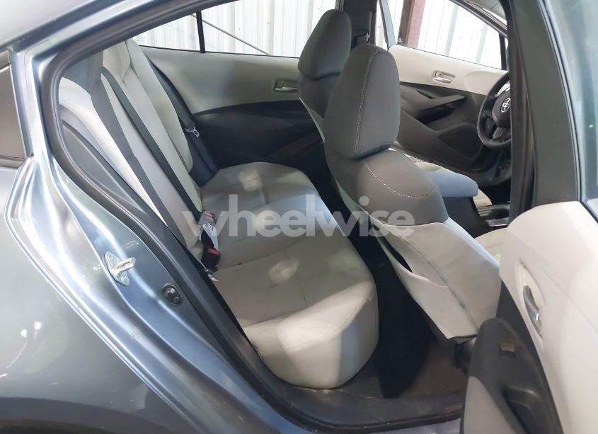 Photo 8 of 2021 Toyota Corolla LE (VIN 5YFEPMAE4MP159943)