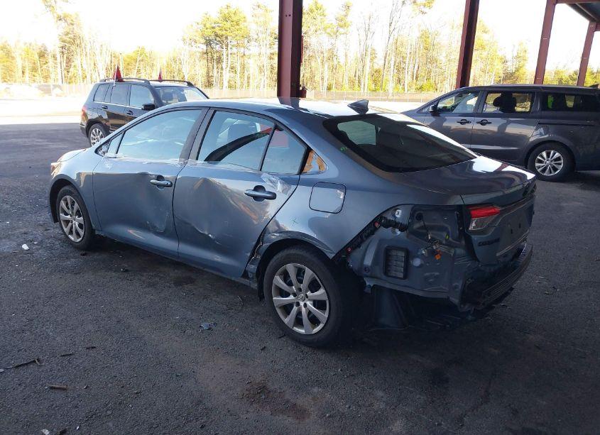 Photo 3 of 2021 Toyota Corolla LE (VIN 5YFEPMAE4MP163331)