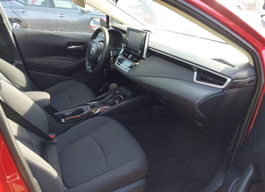 Photo 5 of 2021 Toyota Corolla LE (VIN 5YFEPMAE4MP164396)