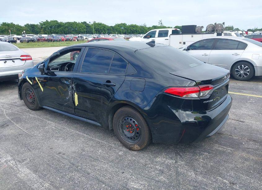 Photo 3 of 2021 Toyota Corolla LE (VIN 5YFEPMAE4MP170442)