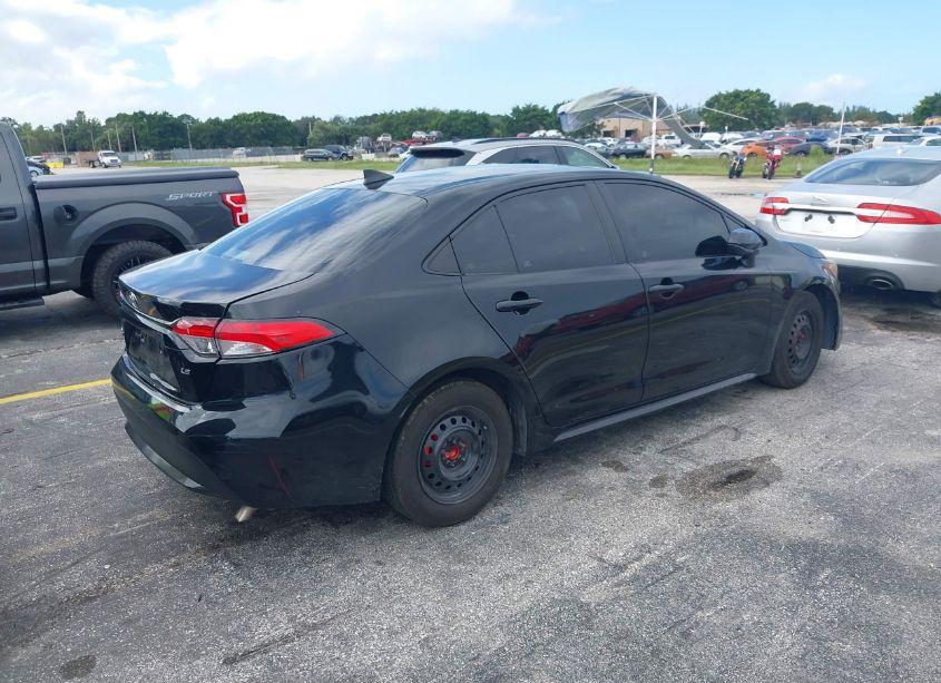 Photo 4 of 2021 Toyota Corolla LE (VIN 5YFEPMAE4MP170442)