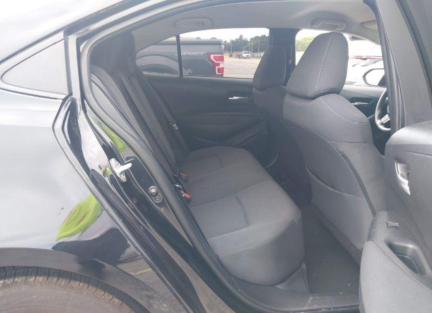 Photo 8 of 2021 Toyota Corolla LE (VIN 5YFEPMAE4MP170442)