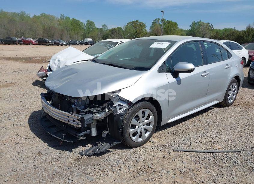 Photo 2 of 2021 Toyota Corolla LE (VIN 5YFEPMAE4MP187189)