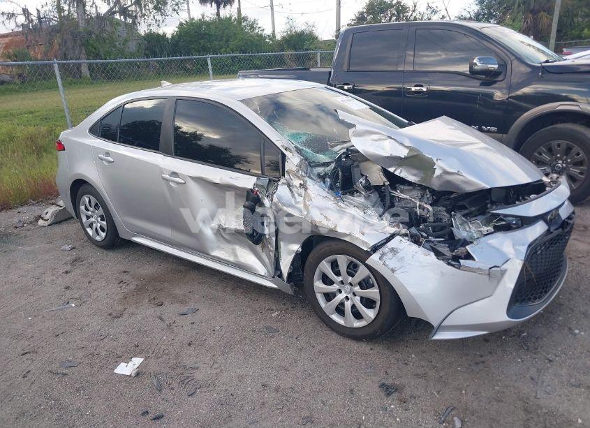 2021 Toyota Corolla LE (VIN 5YFEPMAE4MP187791) main photo