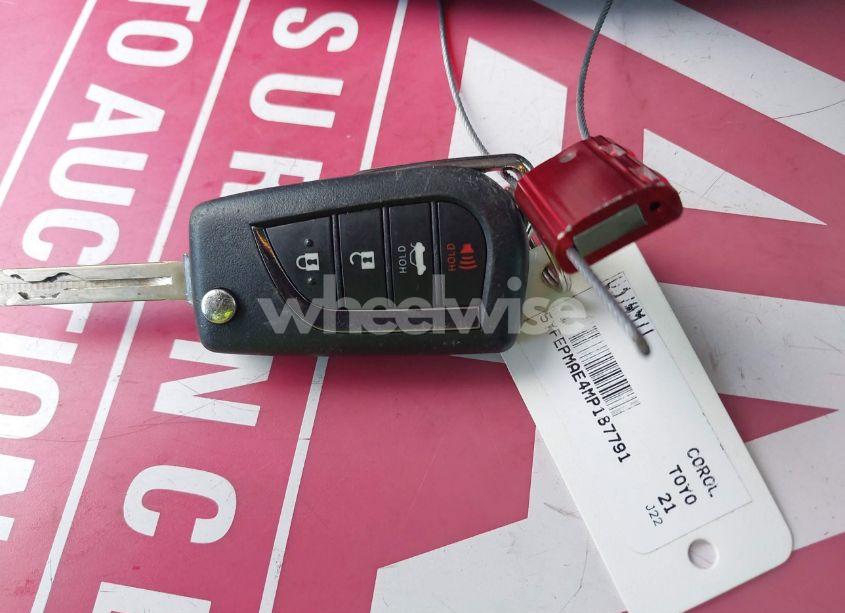 Photo 11 of 2021 Toyota Corolla LE (VIN 5YFEPMAE4MP187791)