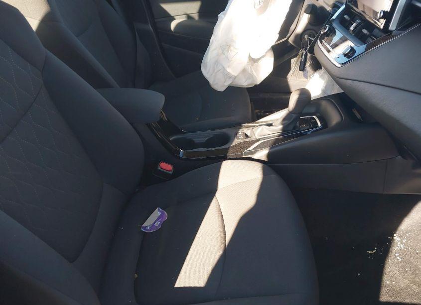 Photo 5 of 2021 Toyota Corolla LE (VIN 5YFEPMAE4MP191131)