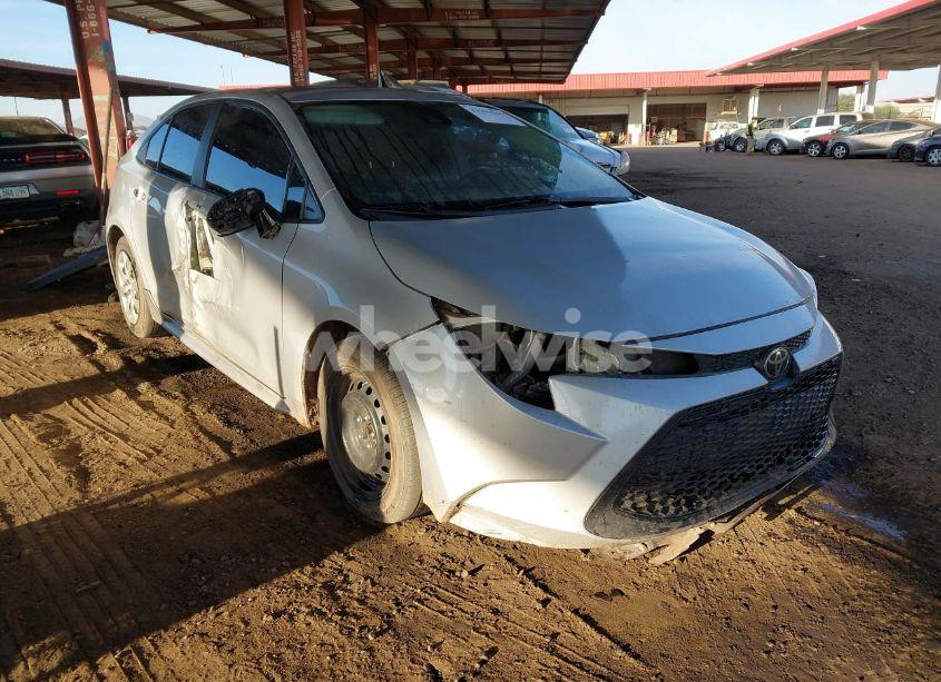 2021 Toyota Corolla LE (VIN 5YFEPMAE4MP191940) main photo