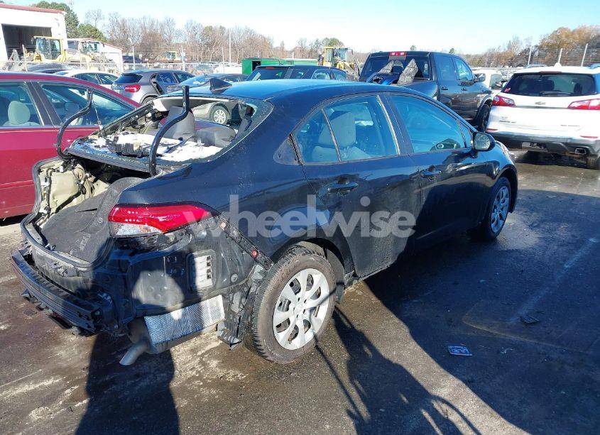 Photo 4 of 2021 Toyota Corolla LE (VIN 5YFEPMAE4MP192778)