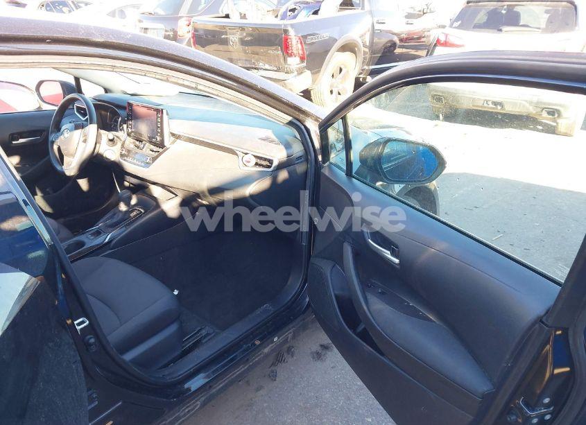 Photo 5 of 2021 Toyota Corolla LE (VIN 5YFEPMAE4MP192778)