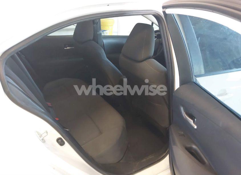 Photo 8 of 2021 Toyota Corolla LE (VIN 5YFEPMAE4MP193932)