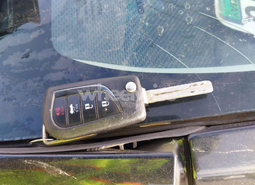 Photo 11 of 2021 Toyota Corolla LE (VIN 5YFEPMAE4MP199116)