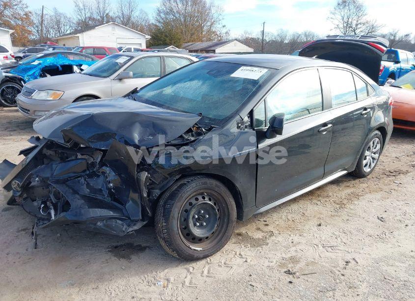 Photo 2 of 2021 Toyota Corolla LE (VIN 5YFEPMAE4MP199116)