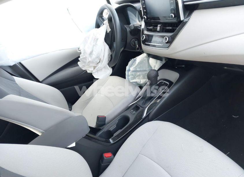 Photo 5 of 2021 Toyota Corolla LE (VIN 5YFEPMAE4MP199116)