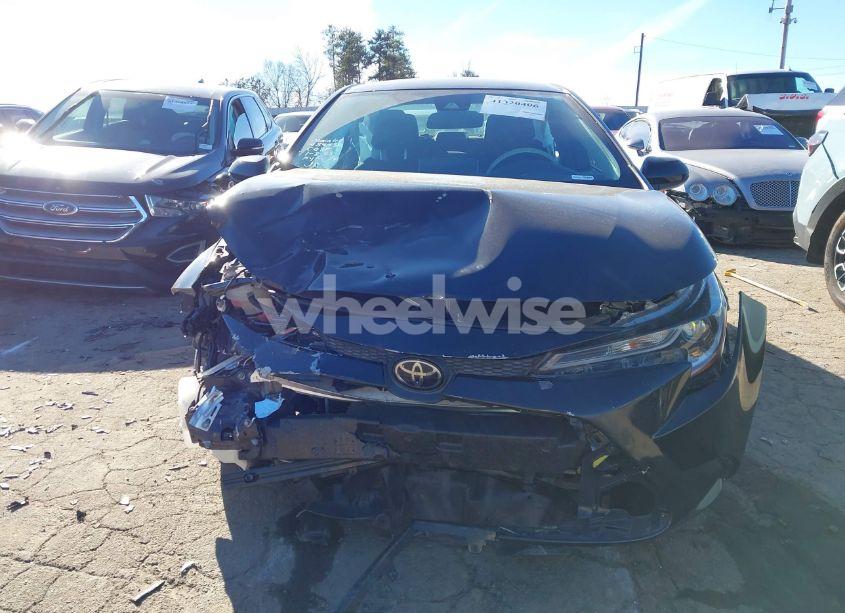 Photo 12 of 2021 Toyota Corolla LE (VIN 5YFEPMAE4MP201589)