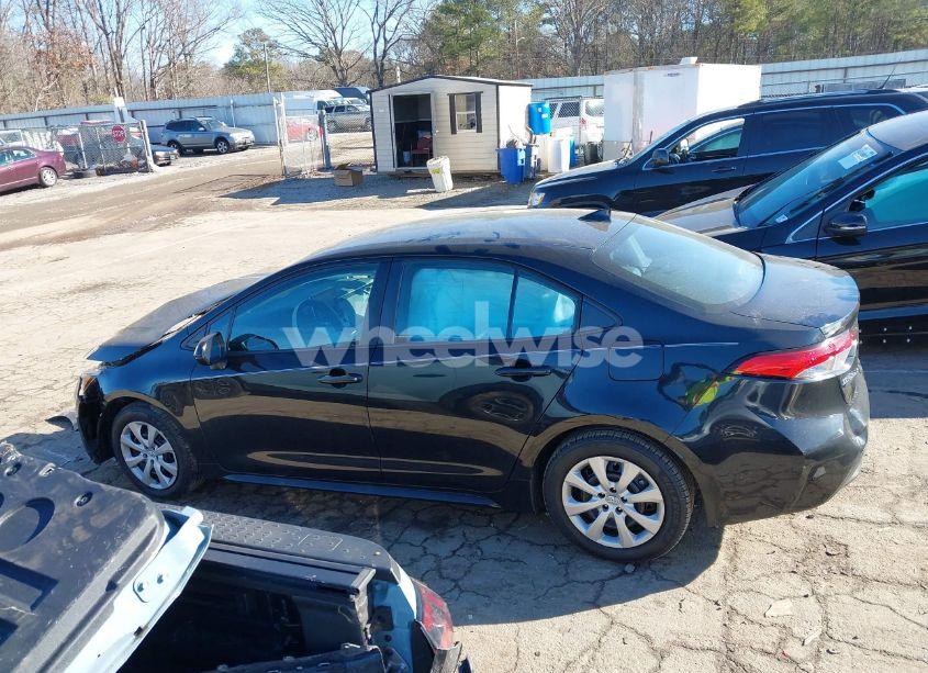 Photo 14 of 2021 Toyota Corolla LE (VIN 5YFEPMAE4MP201589)