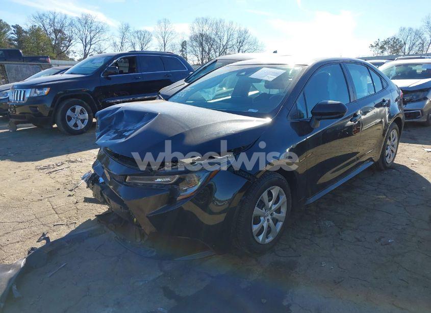 Photo 2 of 2021 Toyota Corolla LE (VIN 5YFEPMAE4MP201589)