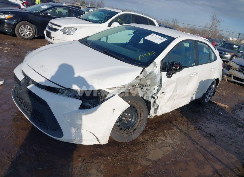 Photo 2 of 2021 Toyota Corolla LE (VIN 5YFEPMAE4MP209949)