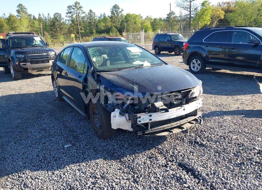 2021 Toyota Corolla LE (VIN 5YFEPMAE4MP236553) main photo