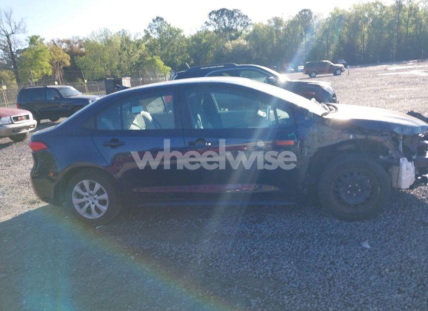 Photo 14 of 2021 Toyota Corolla LE (VIN 5YFEPMAE4MP236553)