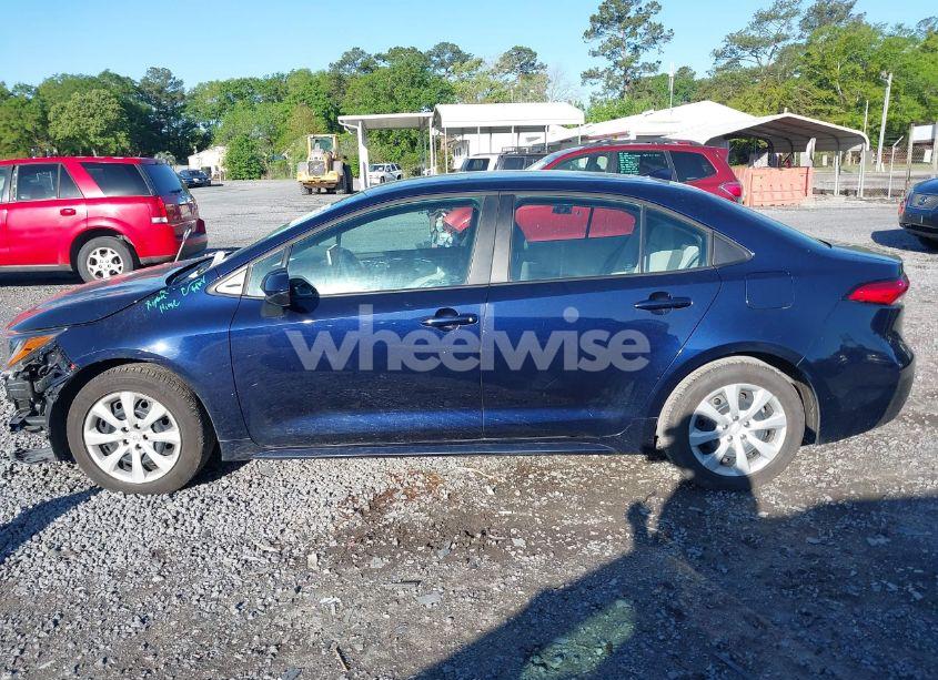 Photo 15 of 2021 Toyota Corolla LE (VIN 5YFEPMAE4MP236553)