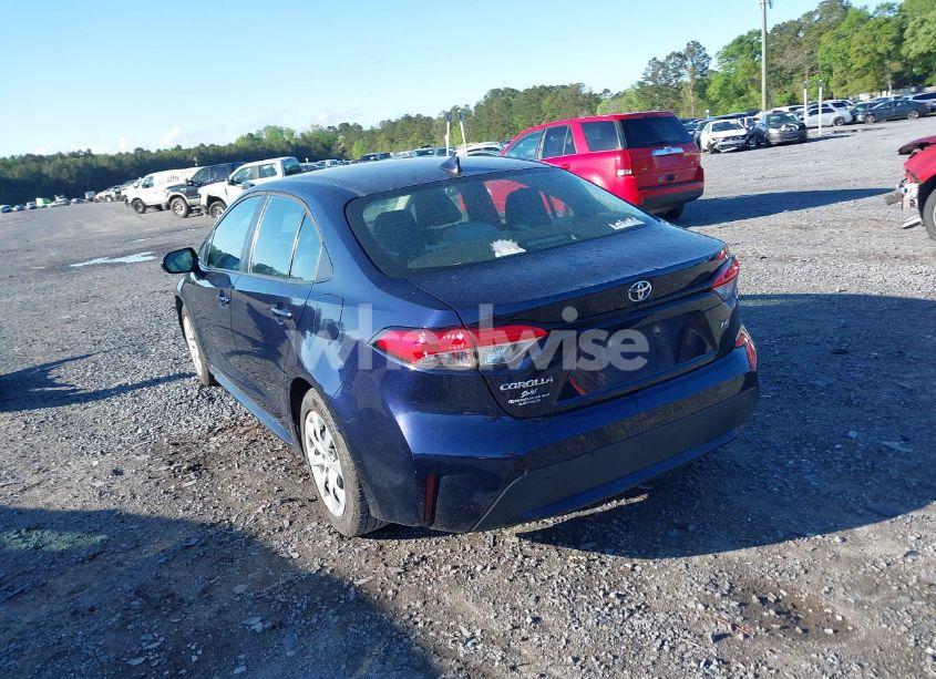 Photo 3 of 2021 Toyota Corolla LE (VIN 5YFEPMAE4MP236553)