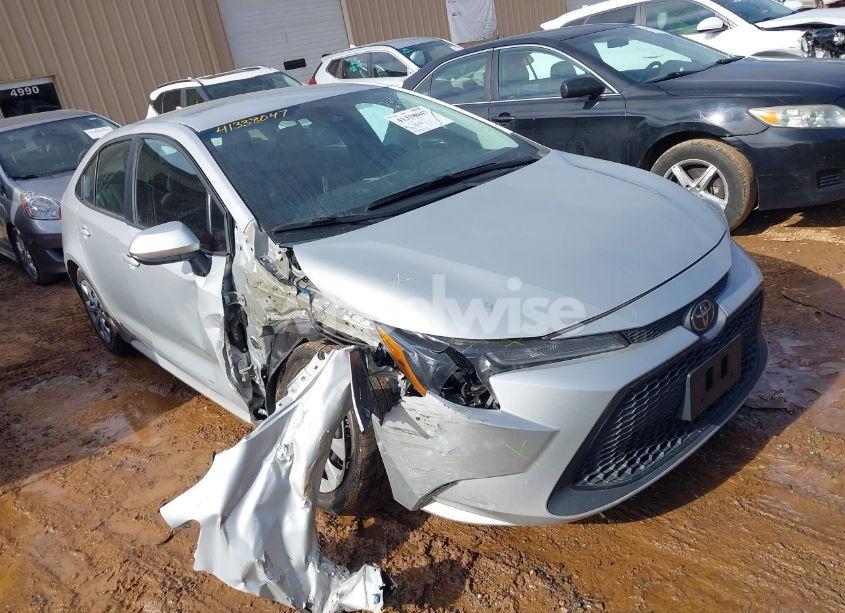 2021 Toyota Corolla LE (VIN 5YFEPMAE4MP242742) main photo