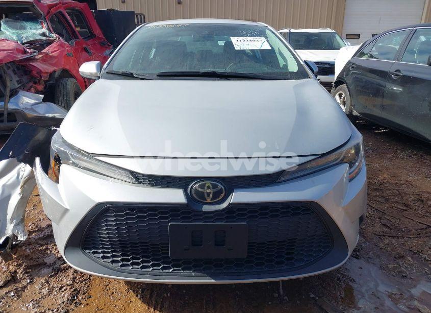 Photo 12 of 2021 Toyota Corolla LE (VIN 5YFEPMAE4MP242742)