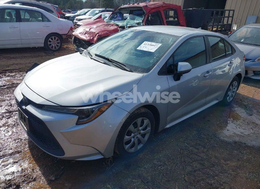 Photo 2 of 2021 Toyota Corolla LE (VIN 5YFEPMAE4MP242742)