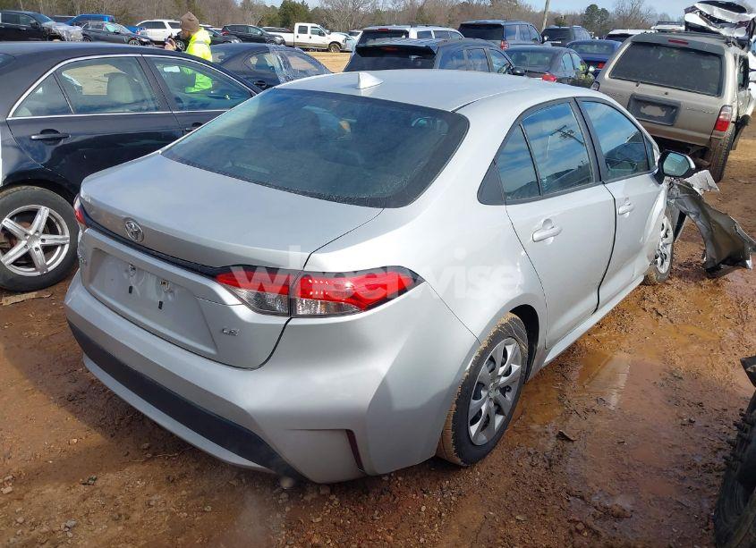 Photo 4 of 2021 Toyota Corolla LE (VIN 5YFEPMAE4MP242742)