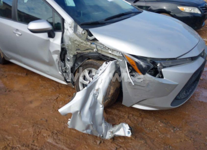 Photo 6 of 2021 Toyota Corolla LE (VIN 5YFEPMAE4MP242742)