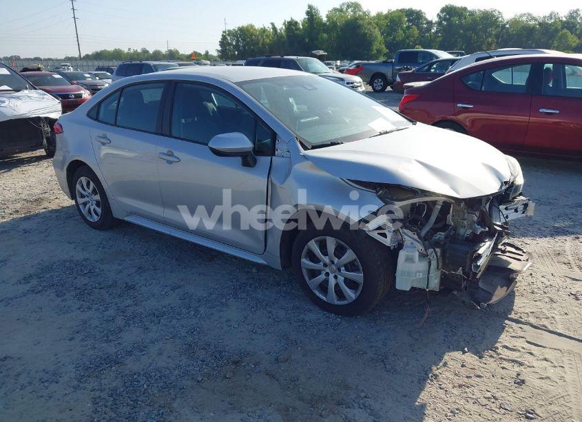 2021 Toyota Corolla LE (VIN 5YFEPMAE4MP248797) main photo