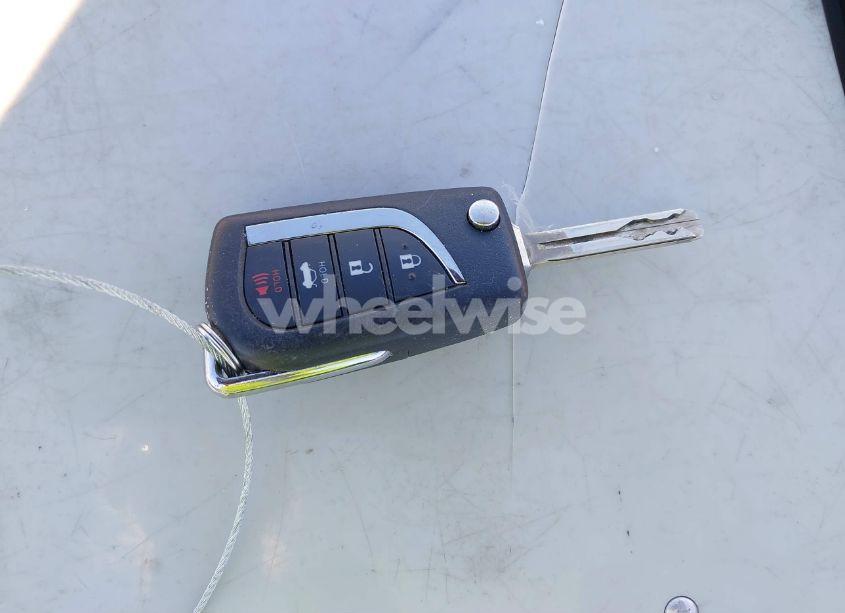 Photo 11 of 2021 Toyota Corolla LE (VIN 5YFEPMAE4MP266250)