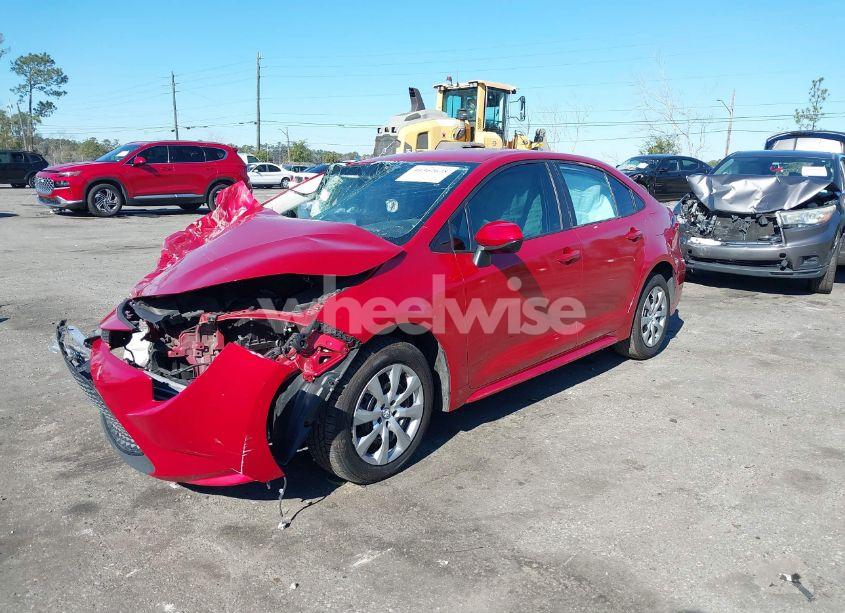 Photo 2 of 2021 Toyota Corolla LE (VIN 5YFEPMAE4MP266250)