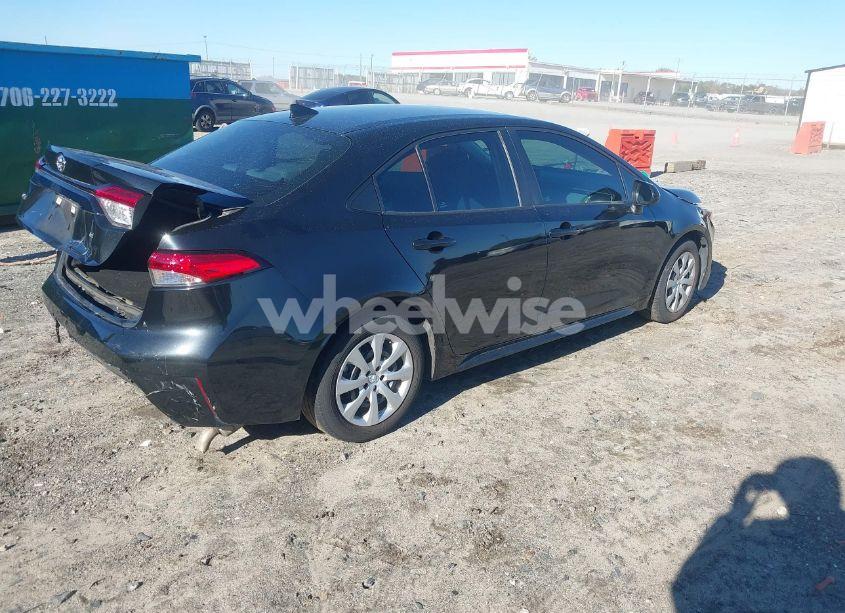 Photo 4 of 2022 Toyota Corolla LE (VIN 5YFEPMAE4NP278853)