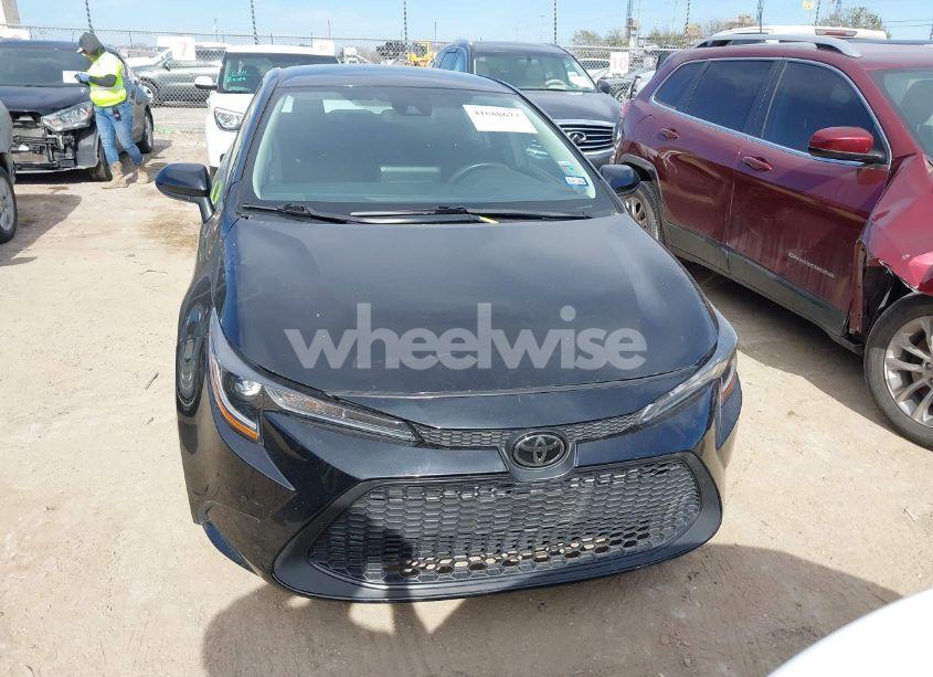 Photo 12 of 2022 Toyota Corolla LE (VIN 5YFEPMAE4NP289769)