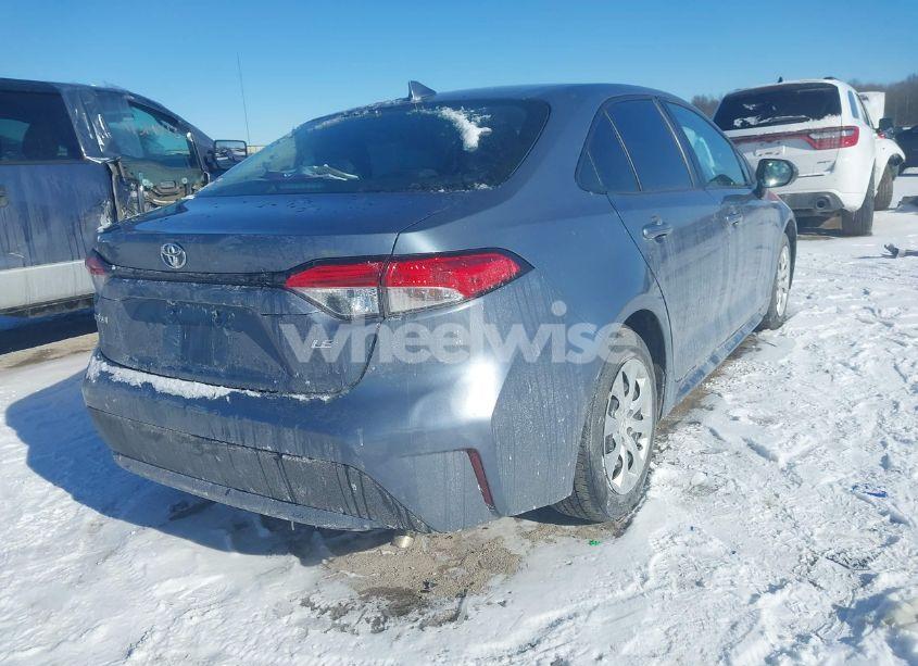 Photo 4 of 2022 Toyota Corolla LE (VIN 5YFEPMAE4NP296303)