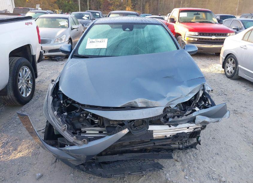 Photo 12 of 2022 Toyota Corolla LE (VIN 5YFEPMAE4NP296396)