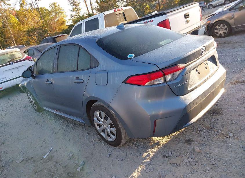 Photo 3 of 2022 Toyota Corolla LE (VIN 5YFEPMAE4NP296396)