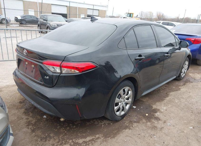 Photo 4 of 2022 Toyota Corolla LE (VIN 5YFEPMAE4NP306960)