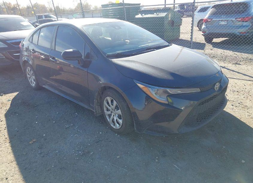 2022 Toyota Corolla LE (VIN 5YFEPMAE4NP310328) main photo