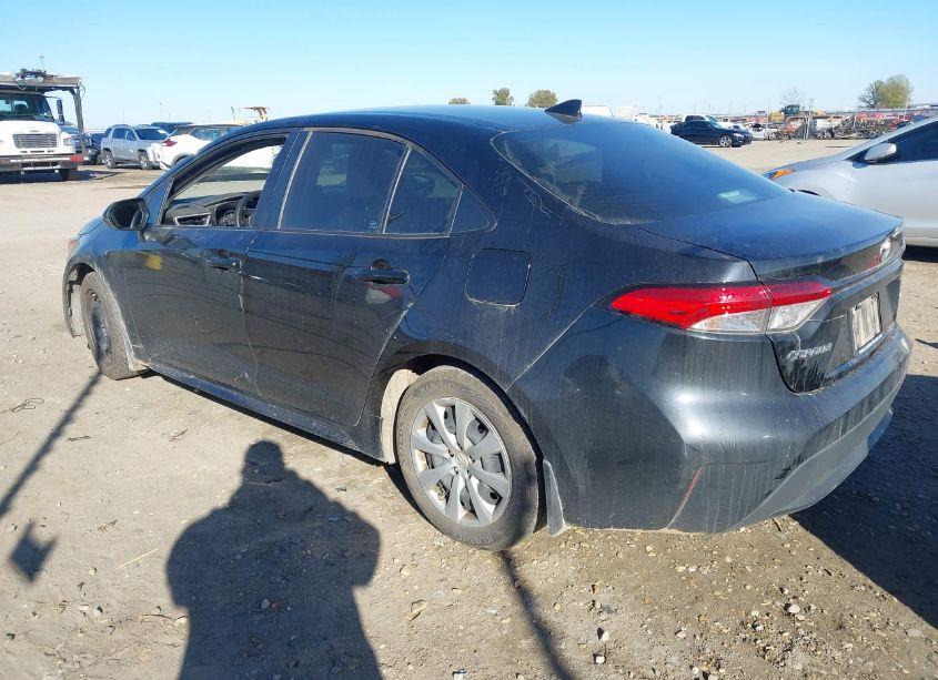 Photo 14 of 2022 Toyota Corolla LE (VIN 5YFEPMAE4NP310328)