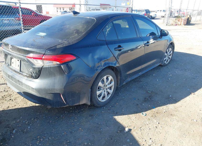 Photo 4 of 2022 Toyota Corolla LE (VIN 5YFEPMAE4NP310328)